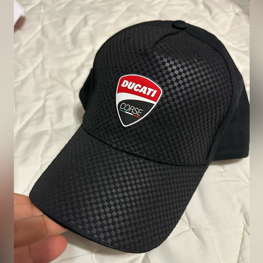 Authentic Ducati Hat Authentic 100% - image 4